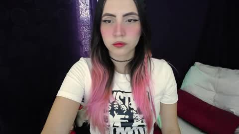 Sofia online show from May 7, 2026, 7:41 pm