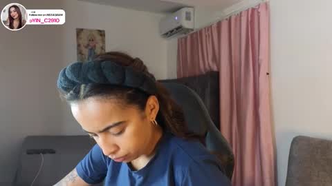 Snapshot of _sophiebrown__ chatting on September 20, 2025, 8:48 am Andrea The Next Stream Wednesday online show from September 20, 2025, 8:48 am