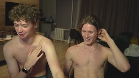 OLIVERpvt is open online show from January 19, 2025, 2:38 pm