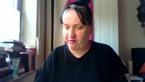 Melisa online show from June 19, 2026, 6:07 am