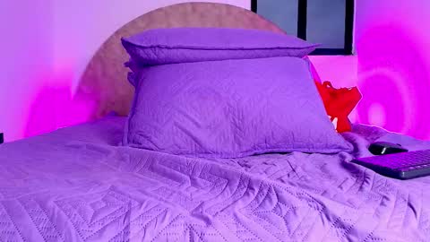 susy online show from November 14, 2025, 11:53 am