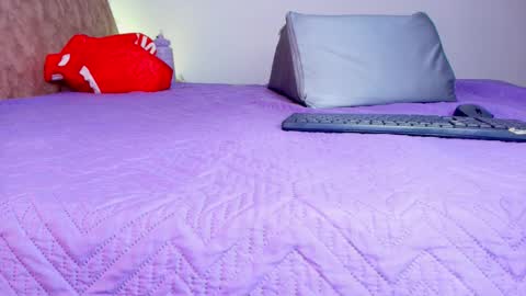 susy online show from November 30, 2025, 12:09 pm