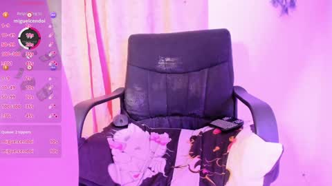 Angela   online show from December 1, 2024, 7:36 pm