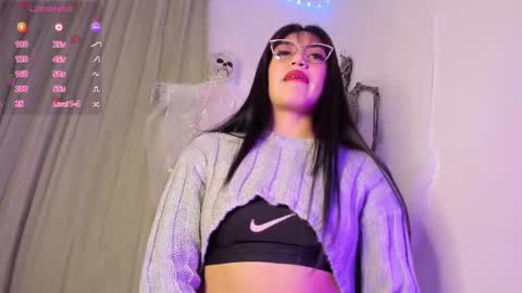 Snapshot of _strawberrycream chatting on October 16, 2025, 2:56 am Angela   online show from October 16, 2025, 2:56 am