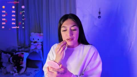 Snapshot of _strawberrycream chatting on November 3, 2025, 2:46 am Angela   online show from November 3, 2025, 2:46 am