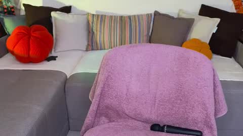 Alice online show from March 6, 2025, 10:41 am