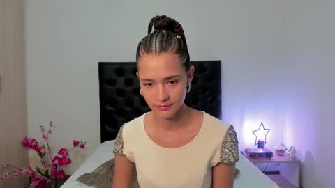 Sussi online show from January 11, 2025, 1:32 pm