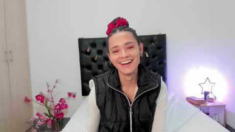 Sussi online show from March 8, 2025, 4:17 pm