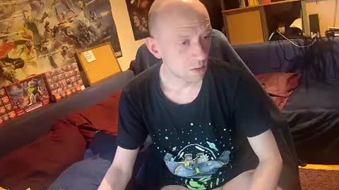 _svenerd_____ online show from June 9, 2026, 11:27 pm
