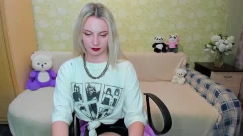 Snapshot of _sweet_addiction_ chatting on May 20, 2026, 4:46 pm Marie online show from May 20, 2026, 4:46 pm