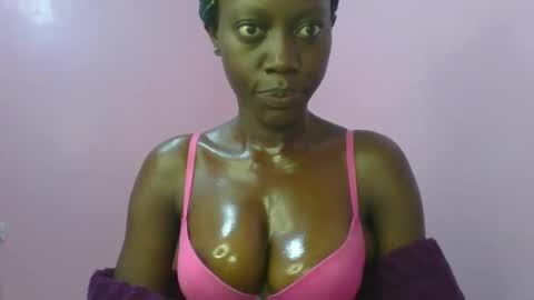 Snapshot of _sweet_gabriella chatting on December 19, 2024, 1:18 am Gabriella online show from December 19, 2024, 1:18 am