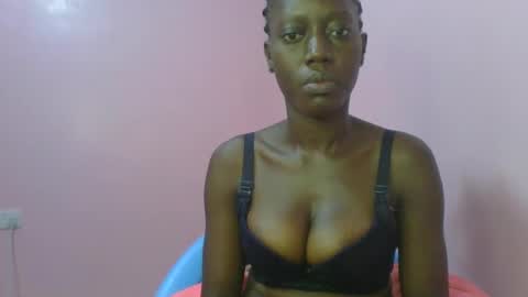 Snapshot of _sweet_gabriella chatting on January 18, 2025, 4:04 am Gabriella online show from January 18, 2025, 4:04 am