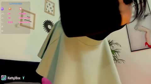    online show from October 31, 2025, 12:44 am