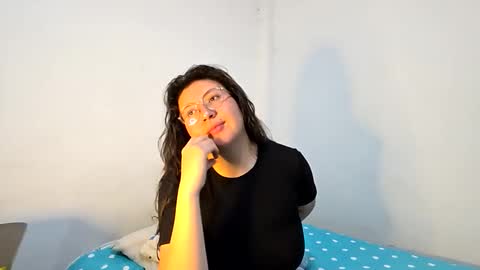_sweet_melodyy online show from March 12, 2026, 2:50 am
