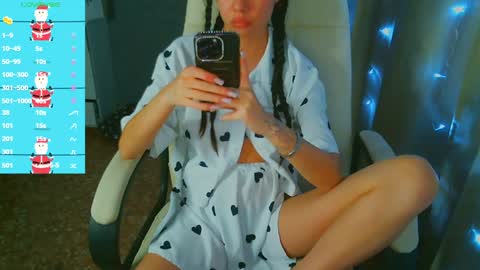 Snapshot of _sweet_ruby_ chatting on December 30, 2024, 3:36 am Milana welcome to my world online show from December 30, 2024, 3:36 am