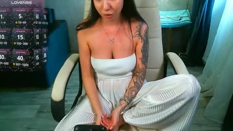 Milana   welcome to my world  online show from March 27, 2026, 6:41 am