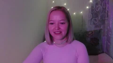 _sweet_smile_ online show from September 26, 2025, 9:08 pm