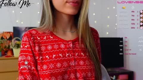 Dasha  online show from December 18, 2024, 8:31 am