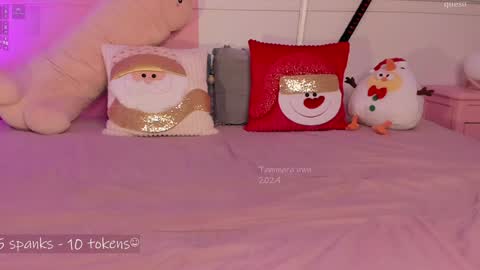 Snapshot of _tammarra_ chatting on December 17, 2024, 10:32 pm _tammarra_ online show from December 17, 2024, 10:32 pm