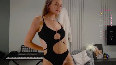 Snapshot of _temptation___ chatting on March 7, 2026, 4:15 pm Tata online show from March 7, 2026, 4:15 pm