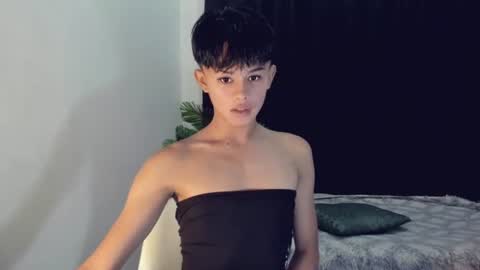 Snapshot of _tfuck69_ chatting on May 17, 2026, 10:44 am pm me online show from May 17, 2026, 10:44 am