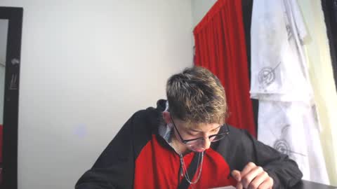 Thomas online show from January 10, 2025, 11:18 pm