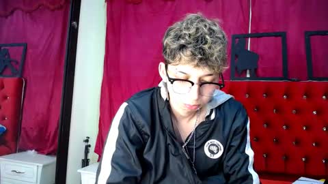 Thomas online show from February 18, 2025, 3:31 am