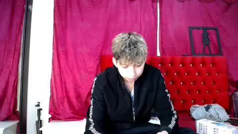 Thomas online show from March 4, 2025, 3:55 am