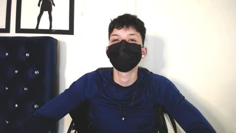 Snapshot of _thomas_hot_ chatting on October 4, 2025, 3:04 am Thomas online show from October 4, 2025, 3:04 am