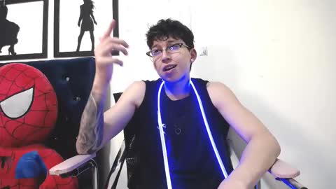 Snapshot of _thomas_hot_ chatting on November 7, 2025, 4:34 am Thomas online show from November 7, 2025, 4:34 am