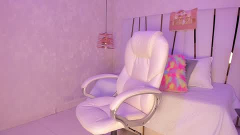 Rousse  online show from December 11, 2024, 7:14 pm