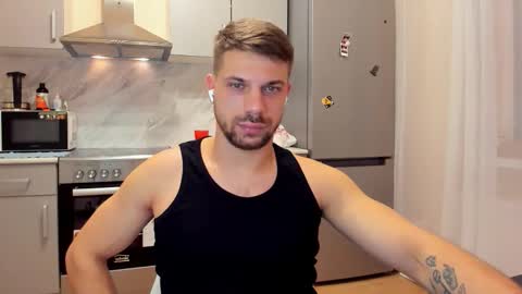 Tony Wolf online show from February 11, 2026, 5:51 pm