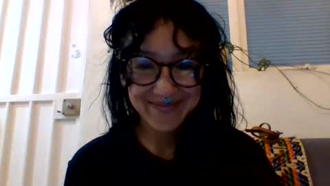_tutti_frutti_ online show from December 11, 2024, 2:52 am
