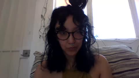 _tutti_frutti_ online show from February 2, 2025, 8:30 pm