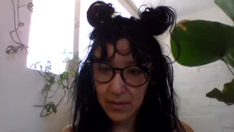 _tutti_frutti_ online show from February 4, 2025, 7:44 pm
