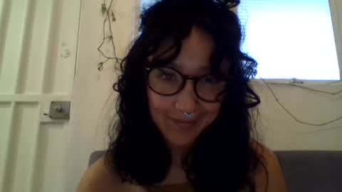 _tutti_frutti_ online show from February 12, 2025, 12:05 am