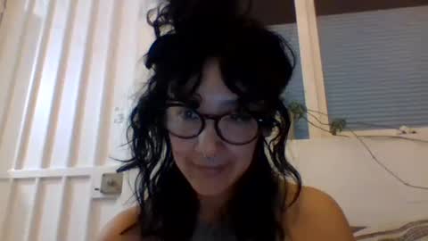 _tutti_frutti_ online show from February 17, 2025, 5:36 am