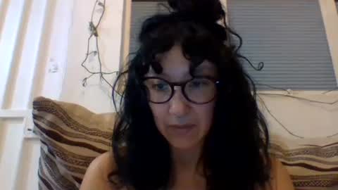 _tutti_frutti_ online show from March 7, 2025, 5:18 am