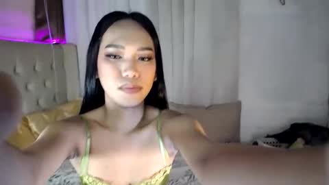 MS. apple online show from December 10, 2024, 7:11 pm