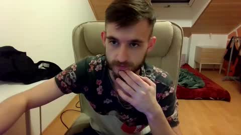 Vlad online show from February 9, 2025, 1:44 am