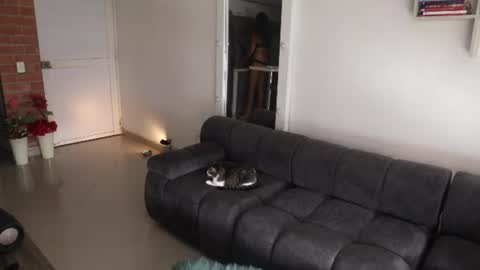 Anastasia Vahos online show from June 19, 2026, 5:28 pm