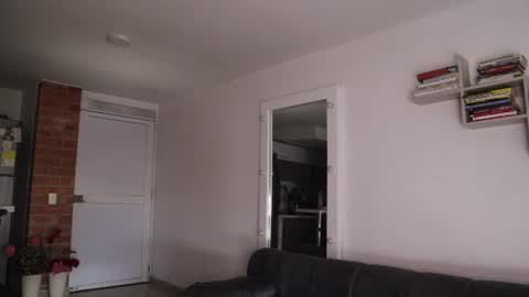 Anastasia Vahos online show from July 6, 2026, 12:24 pm