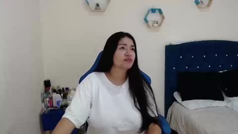 _valelly online show from September 21, 2025, 8:54 pm