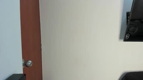 Snapshot of _valentina_69 chatting on January 15, 2026, 10:35 pm _valentina_69 online show from January 15, 2026, 10:35 pm