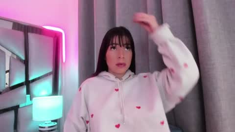 Snapshot of _valeria_saenz_ chatting on June 15, 2026, 3:09 am _valeria_saenz_ online show from June 15, 2026, 3:09 am