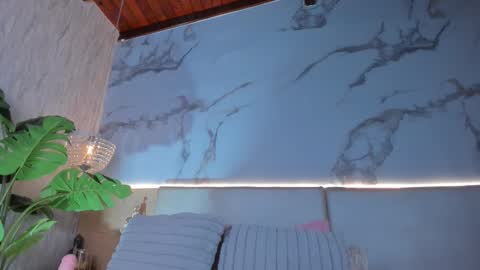 Snapshot of _valeryysmith_ chatting on February 11, 2026, 4:39 am Valery online show from February 11, 2026, 4:39 am