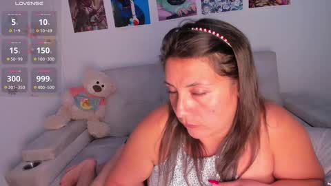 vanesa online show from January 18, 2025, 11:00 pm
