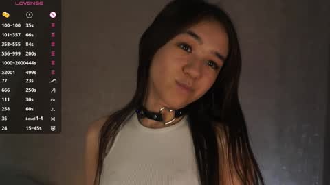 Snapshot of _vi_vi_ chatting on March 17, 2026, 6:44 pm Viola online show from March 17, 2026, 6:44 pm