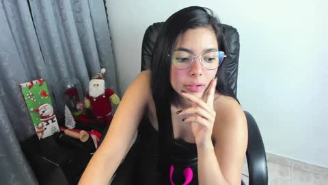 Vicky online show from December 17, 2024, 9:16 pm