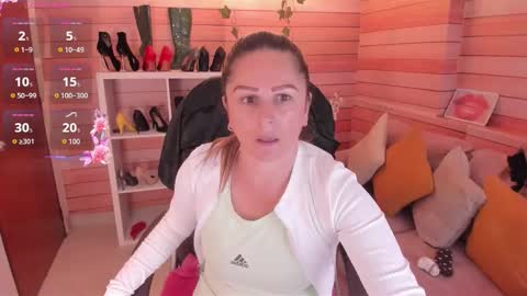 Snapshot of _victoria_collins chatting on January 10, 2026, 11:23 am Sol online show from January 10, 2026, 11:23 am